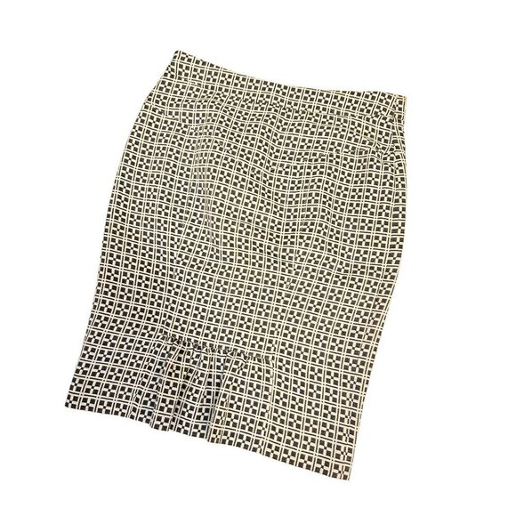 Diane Von Furstenberg DVF Black & White Geometric Skirt Pleated Hem Size 2 - Picture 4 of 6